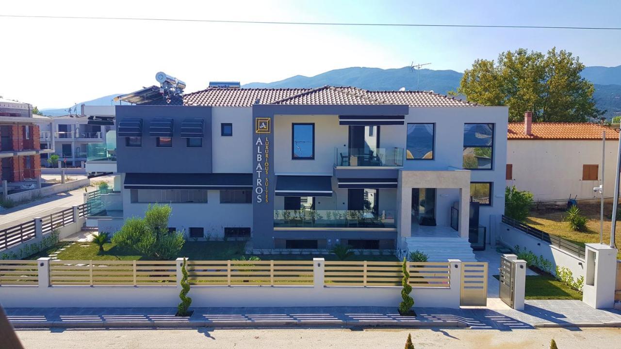 Albatros Luxury Suites Vrasná Extérieur photo